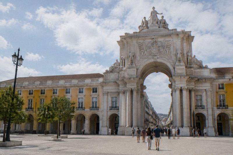 Free Tour of Alfama and the Old City.